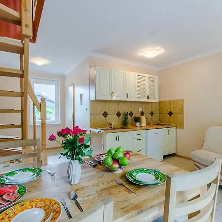 Apartament Willa Rowy *