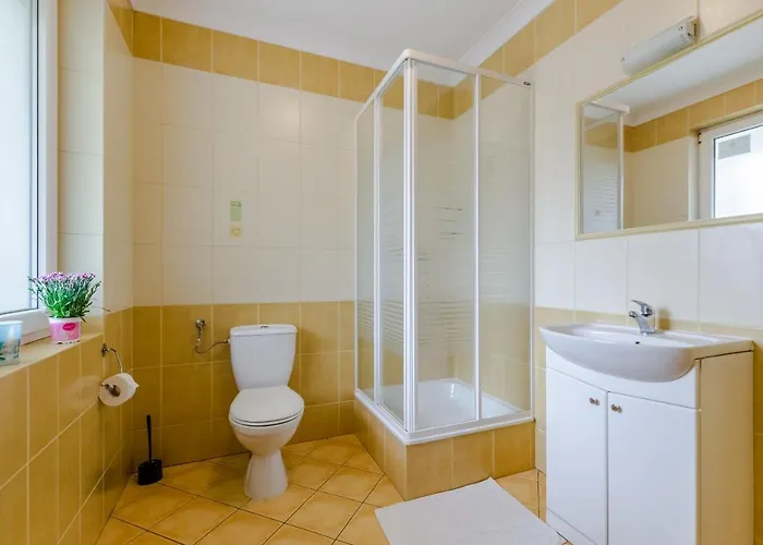 Apartament Willa Rowy *